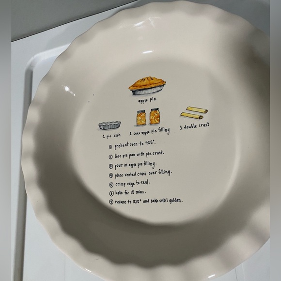 RAE DUNN “Apple Pie” Pie Dish - Picture 4 of 5